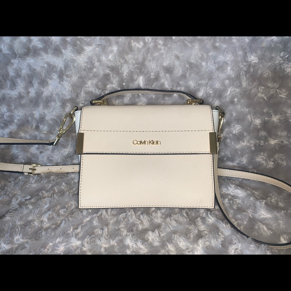 Calvin Klein Crossbody